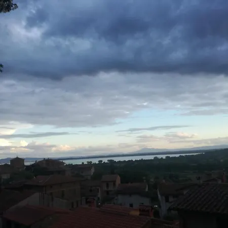 Апартаменты Afittasi Settimanale, Tuoro Sul Trasimeno, Vista Lago *